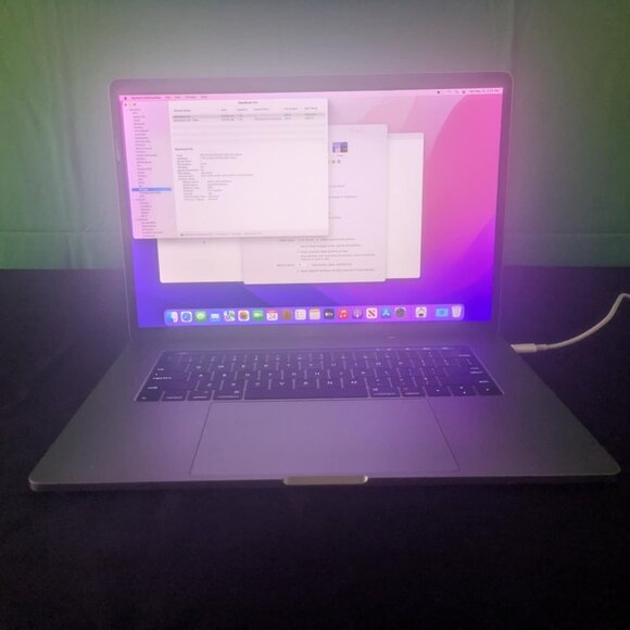 2016 Apple Macbook 1 TB Storage 16 GB RAM  Pro 15" Touch Bar i7 2.9ghz - Picture 1 of 17